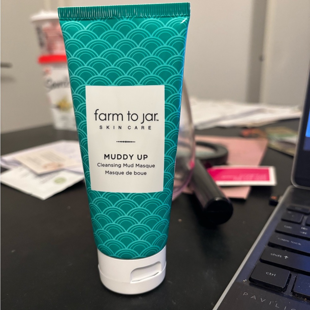 Muddy Up Cleansing Mud Masque